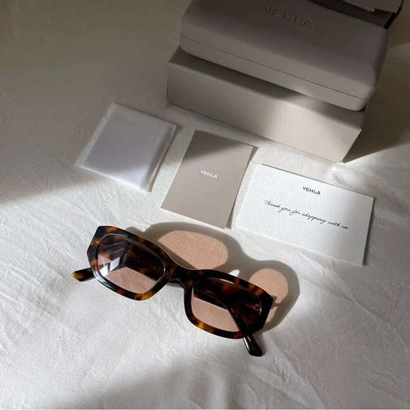 Vehla Felix Sunglasses in Choc Tort/Toffee 🤎✨ - Picture 11 of 16